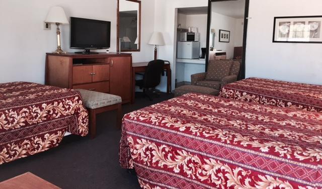 Maple Inn And Suites Los Banos Buitenkant foto
