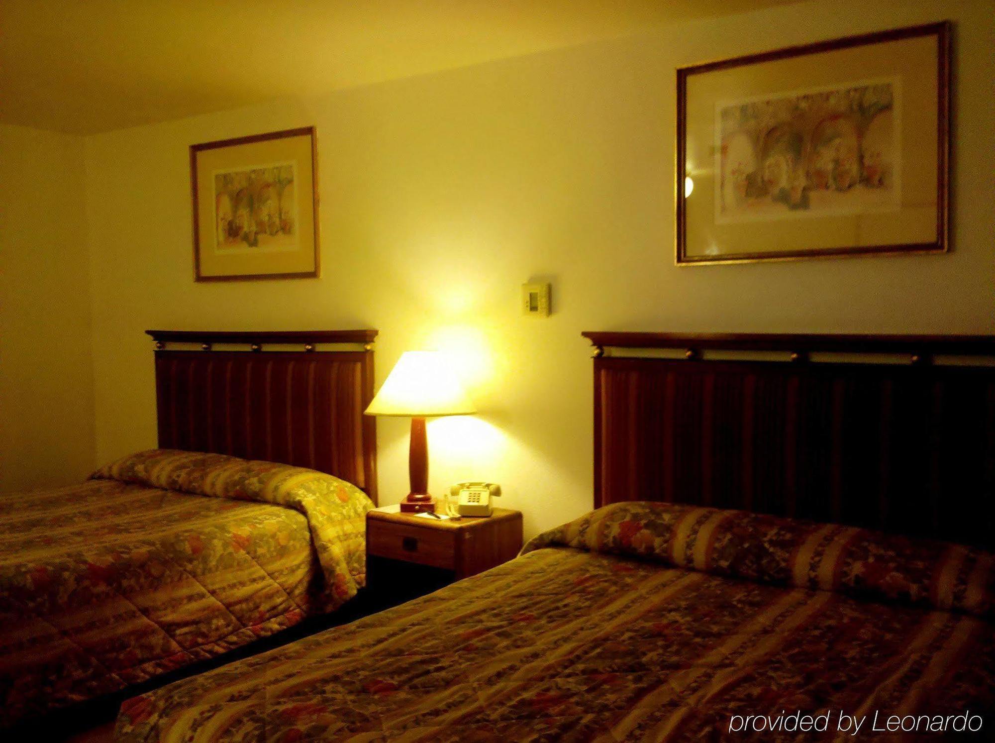 Maple Inn And Suites Los Banos Kamer foto