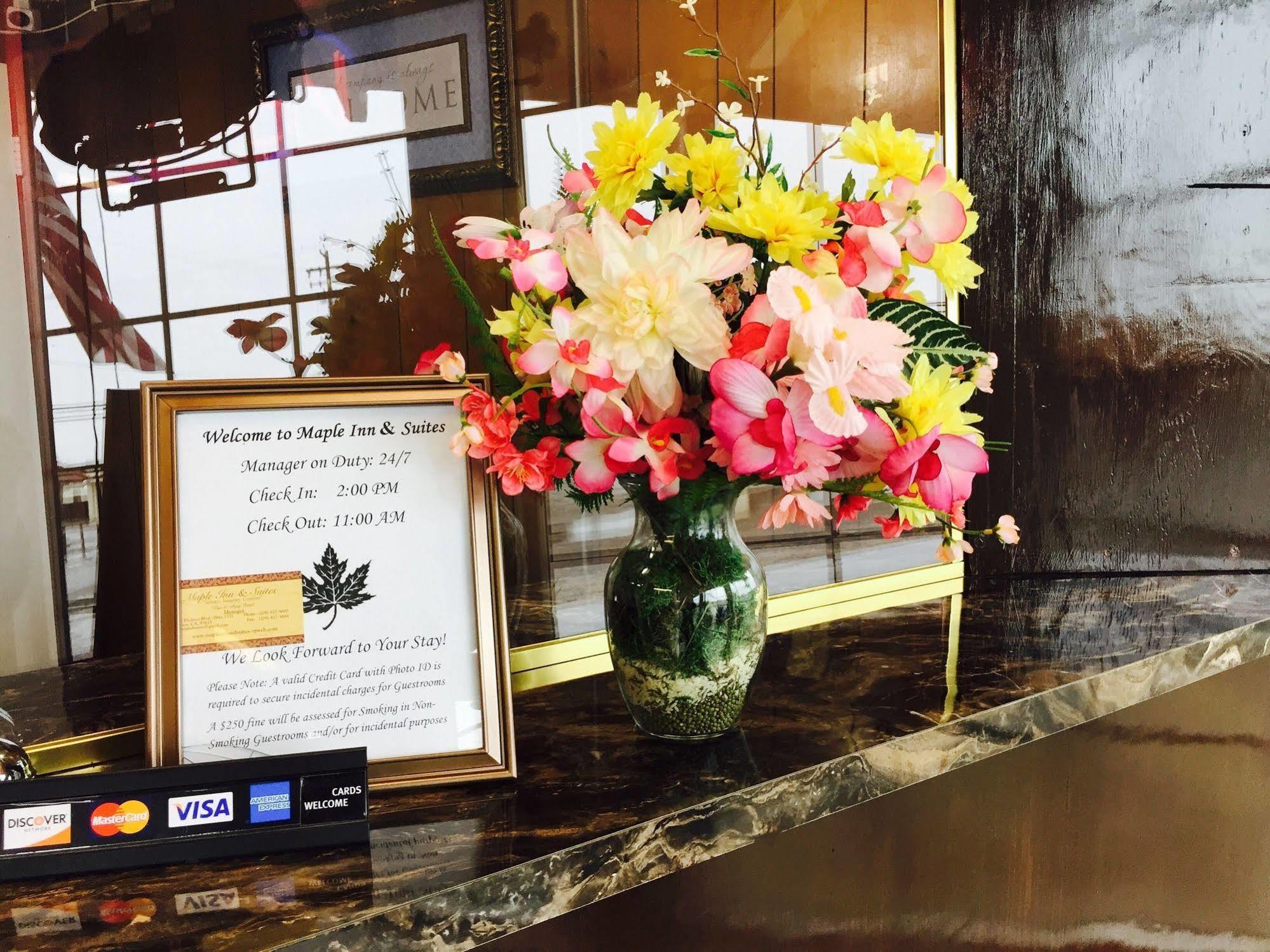Maple Inn And Suites Los Banos Buitenkant foto